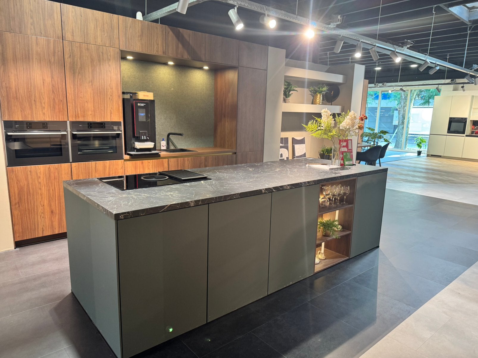 Luxe showroom keuken, Ophalen, Zo goed als nieuw, Overige materialen, Overige typen