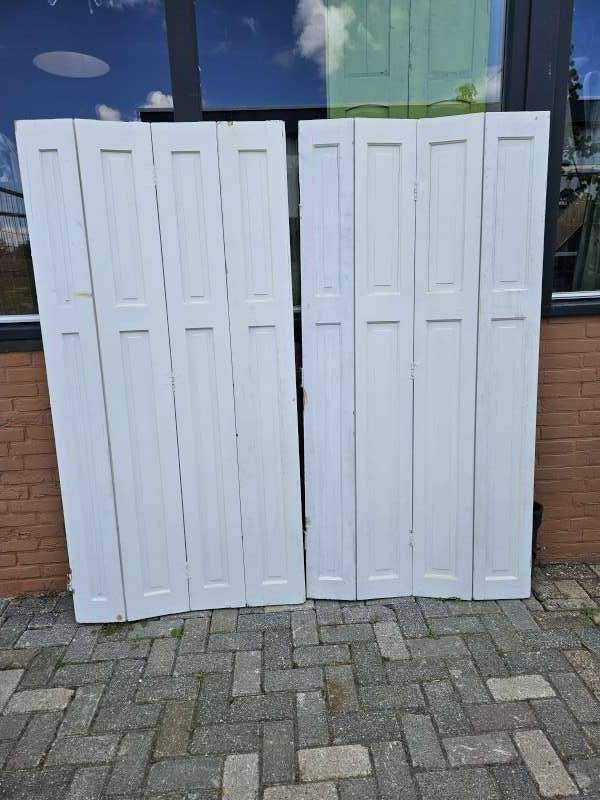 oude luiken ``WOONWINKEL RUSTIEK``, Ophalen