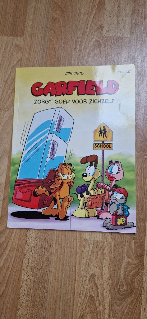 Garfield zorgt goed voor zichzelf, Boeken, Eén stripboek, Jim Davis, Nieuw, Ophalen of Verzenden
