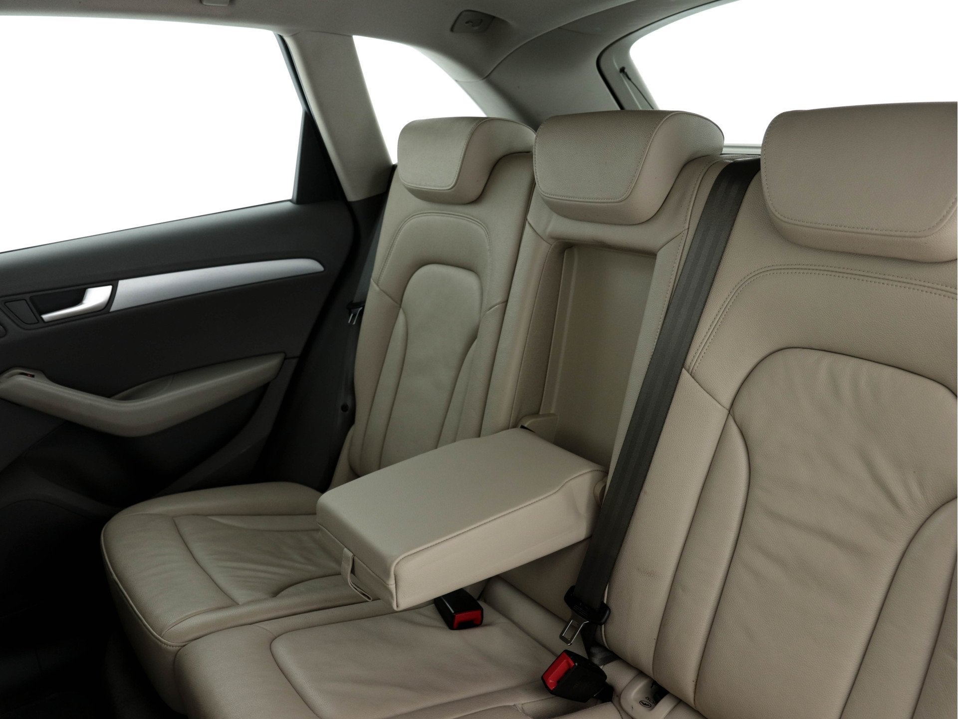 Foto 11 van Audi Q5 2.0 TFSI Quattro Pro Line (️MECHATRONIC DEFECT)