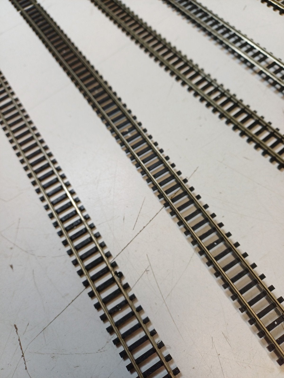 Roco N-spoor rails: 15 stuks (22201 & 2400) - Goede staat, Gebruikt, Gelijkstroom, Rails, Ophalen of Verzenden