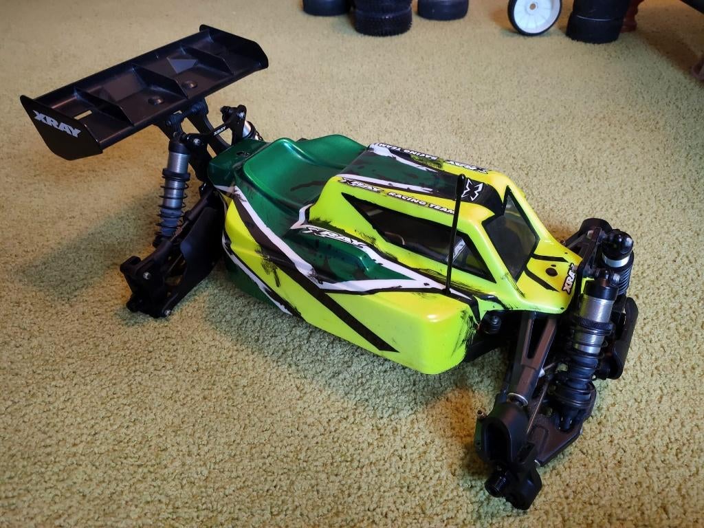 XRAY XB8E 1/8 Brushless Buggy + Tekin RX8 Gen2 + 4030 motor, Elektro, Auto offroad, Ophalen of Verzenden, Zo goed als nieuw