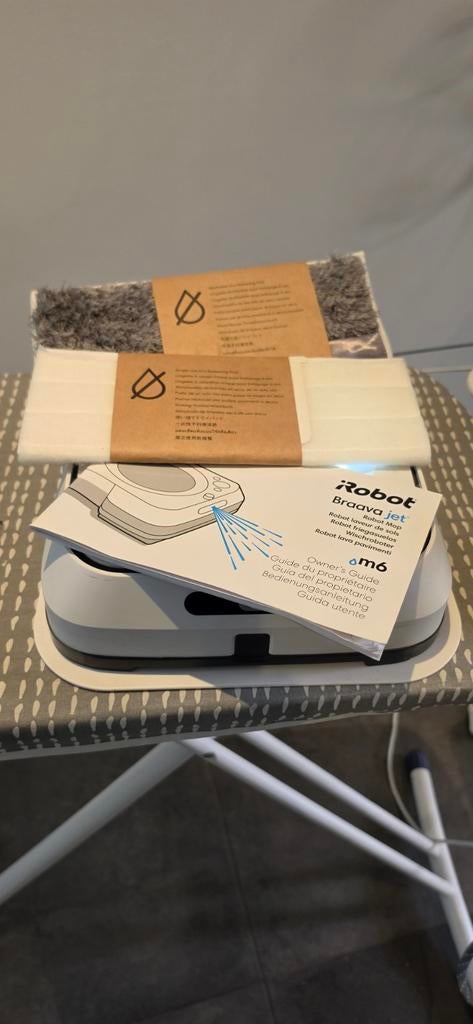 iRobot Braava Jet Robot Dweil - Perfect voor schone vloeren, Ophalen, Zo goed als nieuw, Robotstofzuiger