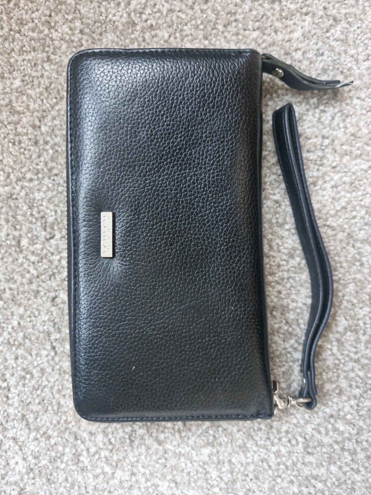 Loulou Essentiels Zwarte Portemonnee ZGAN met Polsbandje, Sieraden, Tassen en Uiterlijk, Overige merken, Zwart, Ophalen of Verzenden