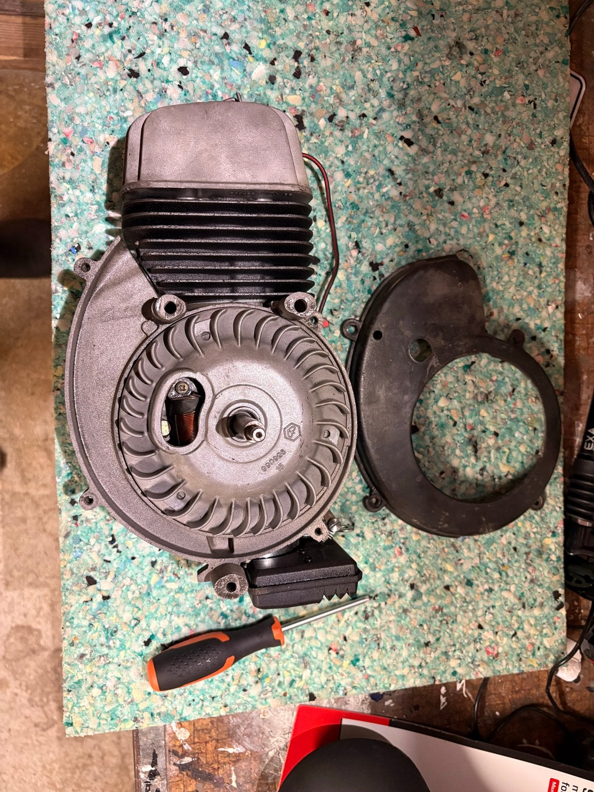70CC gereviseerd blok met nieuwe carburateur en luchtfilter, Ophalen, Zo goed als nieuw, Blok