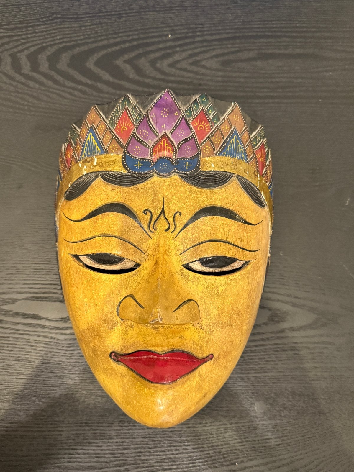 Masker Indonesie ~ Handgesneden en beschilderd €95., Masker, Indonesië, Meerkleurig, Gesneden