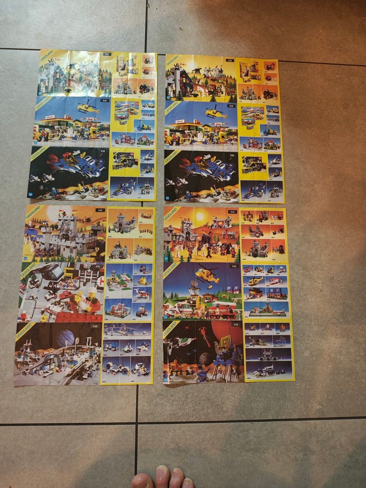 4 kleine reclame blaatjes van lego 1985 ,1986 , 1987, Ophalen of Verzenden