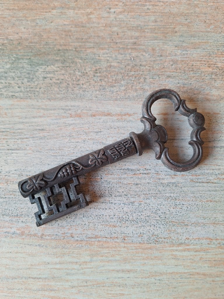 Vintage Bronzen Kurkentrekker met Druivenontwerp, Antiek en Kunst, Ophalen, Brons