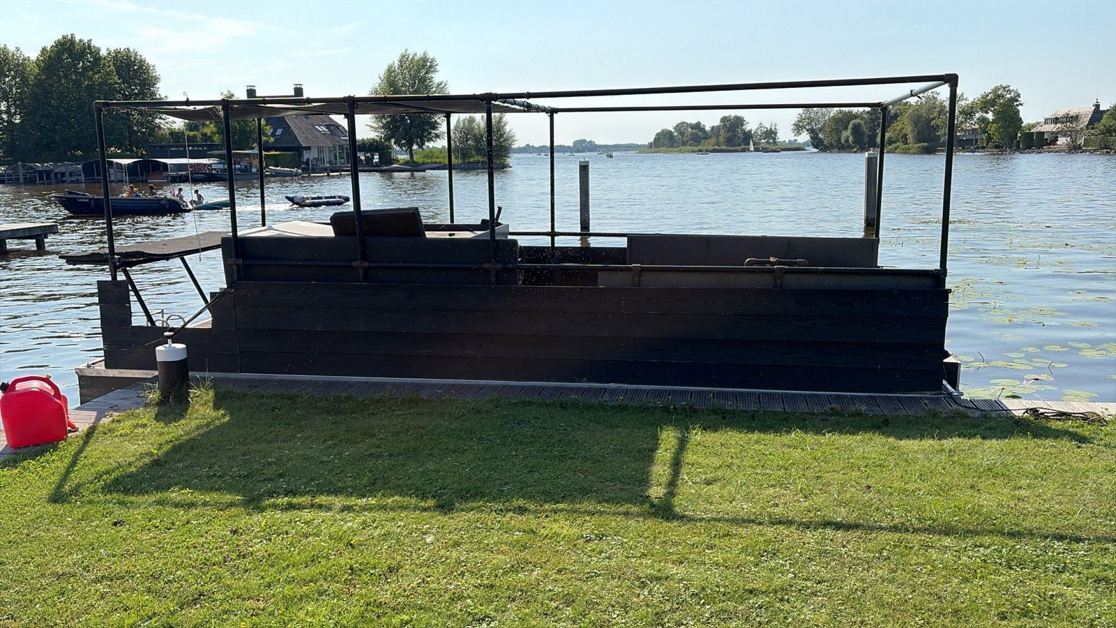 Drijvend terras / vlot / partyboot te koop | floatlands, Watersport en Boten, Overige merken, 15 pk, Buitenboordmotor, 25 cm