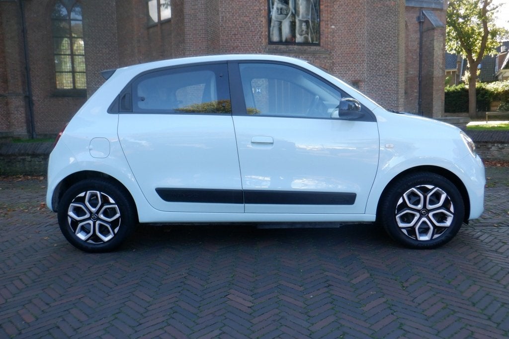 Renault Twingo R80 Electric 82pk Série Limitée Vibes, Dealer onderhouden, Gebruikt, 4 stoelen, Origineel Nederlands