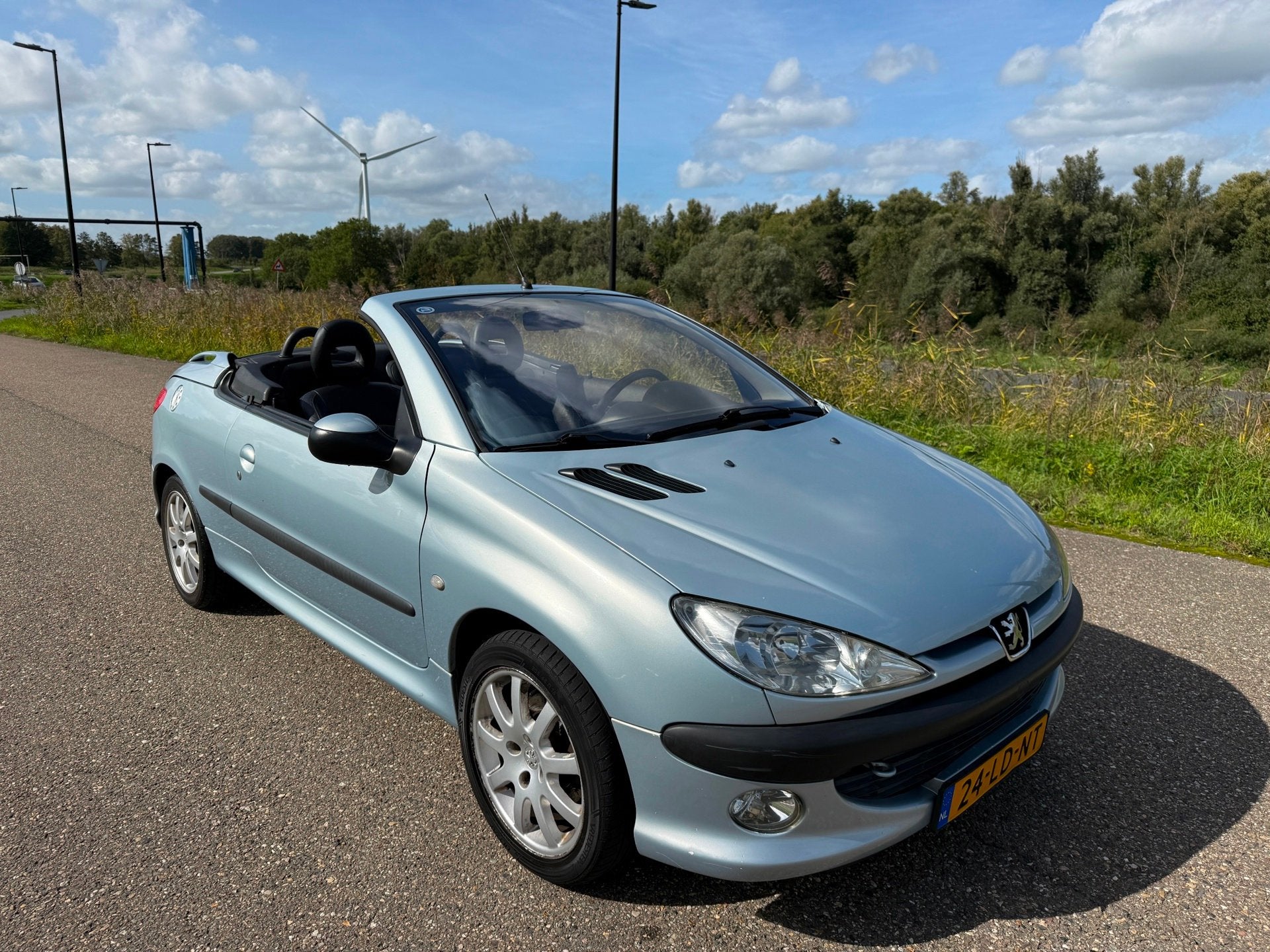 Peugeot 206 CC 1.6-16V Automaat/Cabrio/Apk/Airco//Boekjes, Auto's, 4 cilinders, Cabriolet, 4 stoelen, Origineel Nederlands