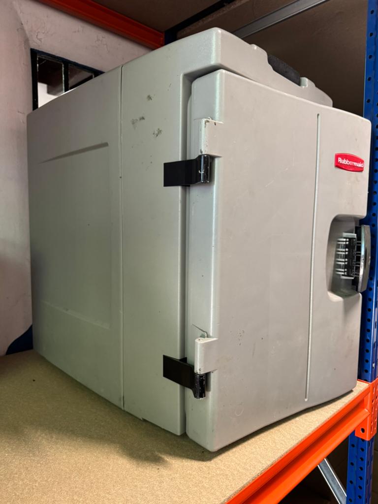 Rubbermaid thermobox, Ophalen, Gebruikt