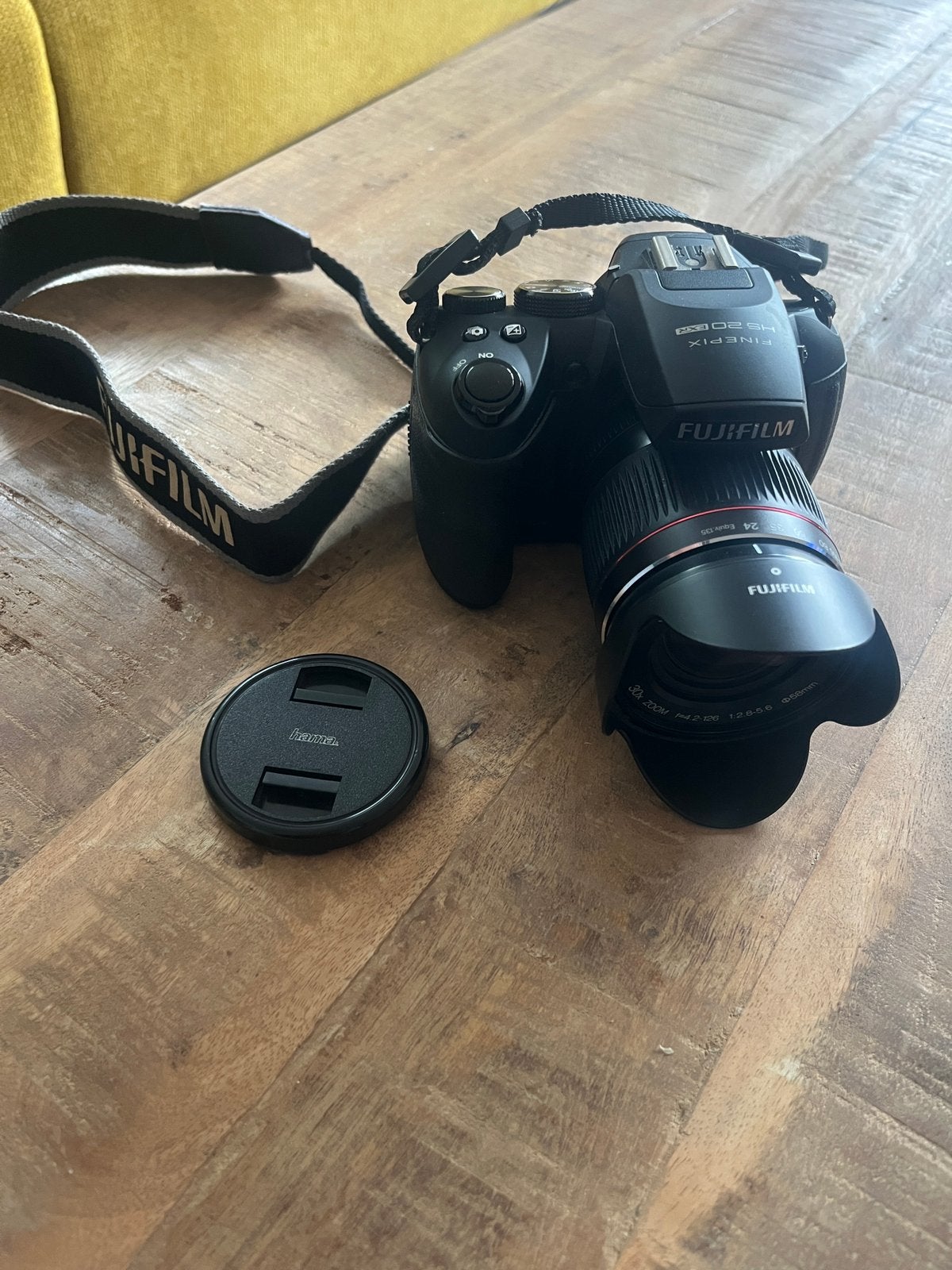 Fuji finepix HS20 exr, Ophalen, Ingebouwde flitser, Zo goed als nieuw, Zonnekap
