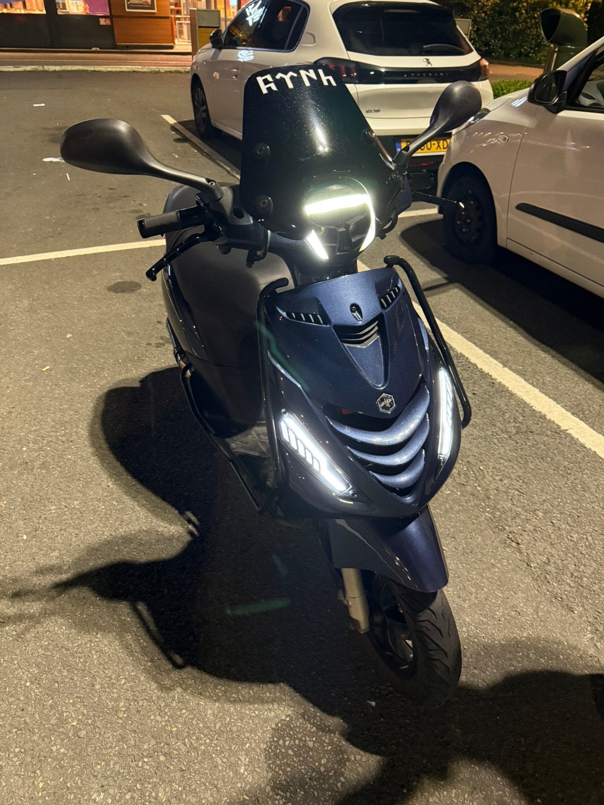 Piaggio zip iget 2018, Fietsen en Brommers, Scooters | Piaggio, Zo goed als nieuw, Zip, Maximaal 25 km/u, Benzine, Ophalen