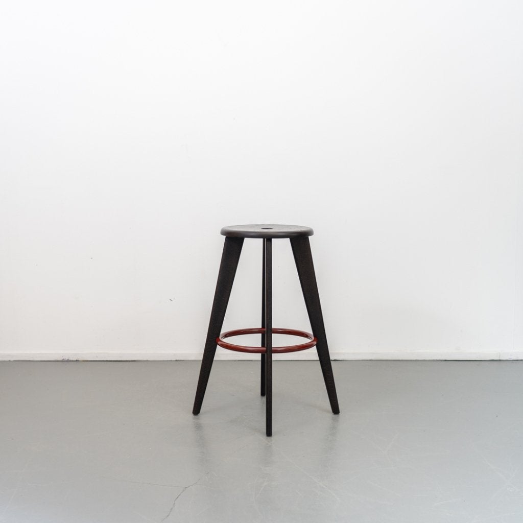 3 Vitra Jean Prouve kruk Tabouret Haut, Huis en Inrichting, Niet ingevuld, Niet ingevuld, Nieuw, Niet ingevuld