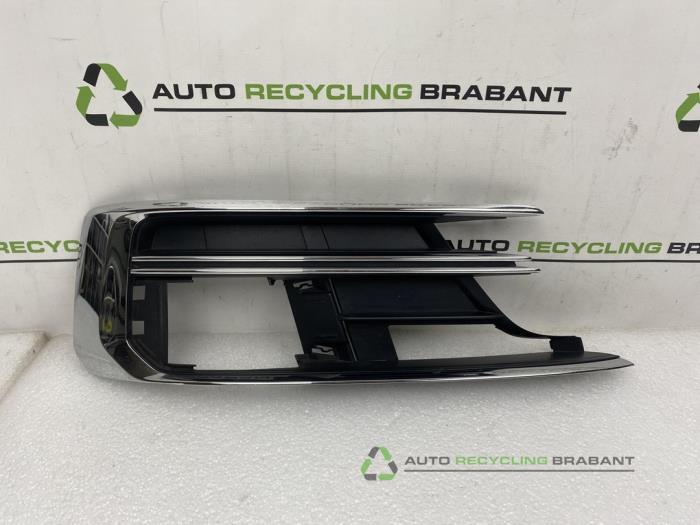 Bumper Rooster van een Audi A8, Auto-onderdelen, Carrosserie en Plaatwerk, Bumper, Gebruikt, 3 maanden garantie, Ophalen of Verzenden