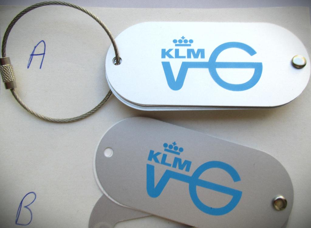 KLM Koffer label~Metaal~Kofferlabel~3 stuks Labels, Ophalen of Verzenden, Zo goed als nieuw, Overige typen