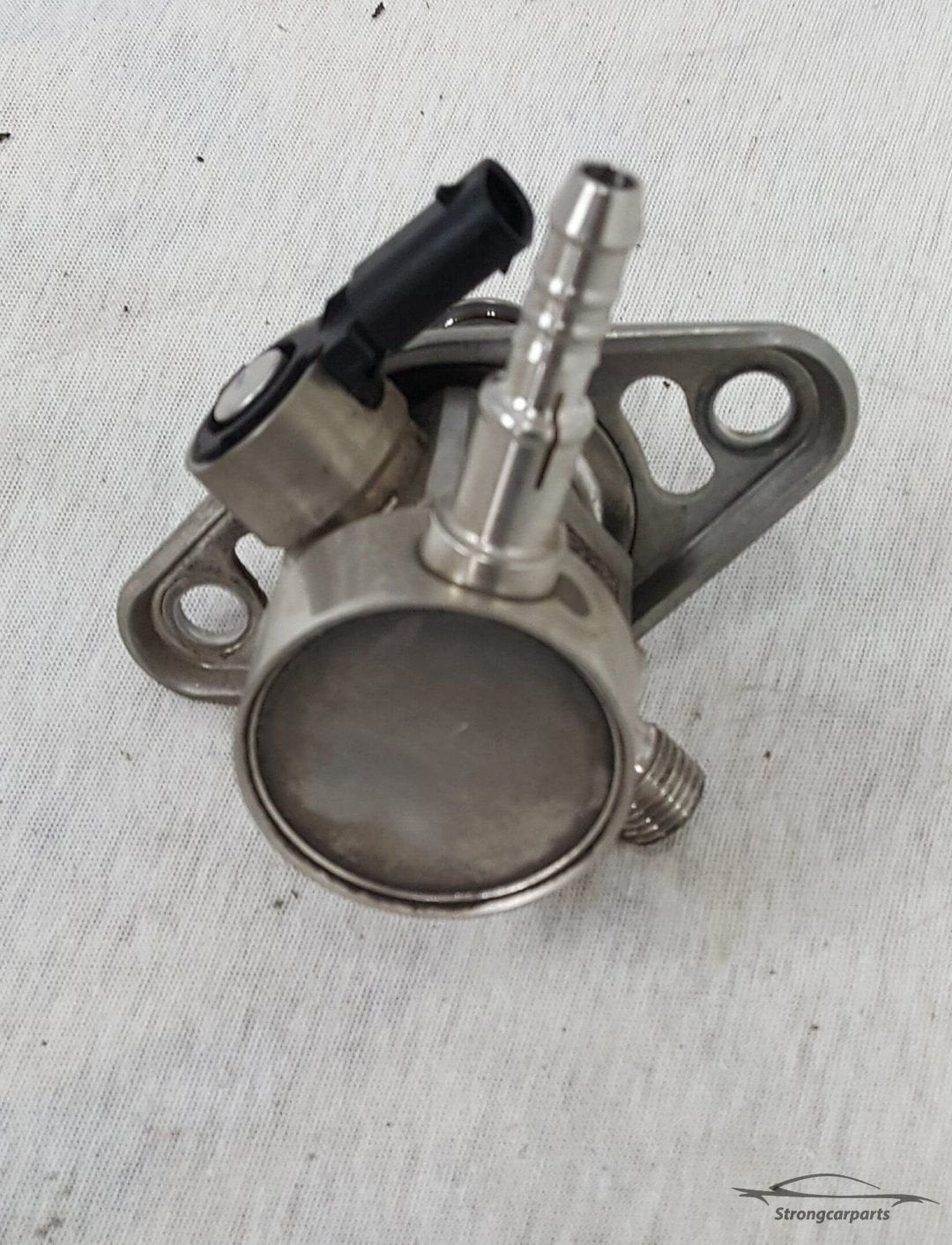 Brandstofpomp Golf VII 1.2 tsi 110pk 04E127026E 29xxxkm oud., Auto-onderdelen, Gebruikt, -, Volkswagen, -