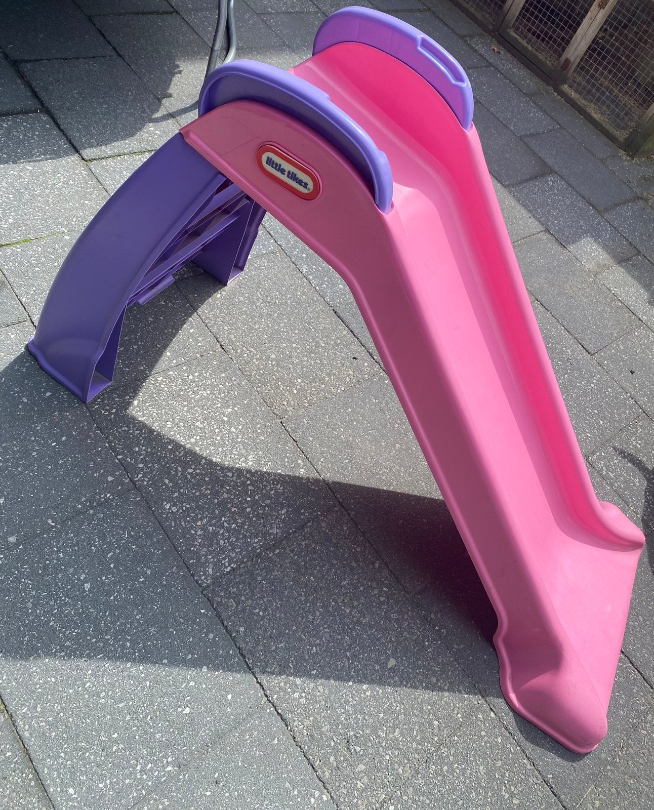 Little Tikes glijbaan roze/paars, Kinderen en Baby's, Speelgoed | Buiten | Speeltoestellen, Ophalen, Zo goed als nieuw, Glijbaan