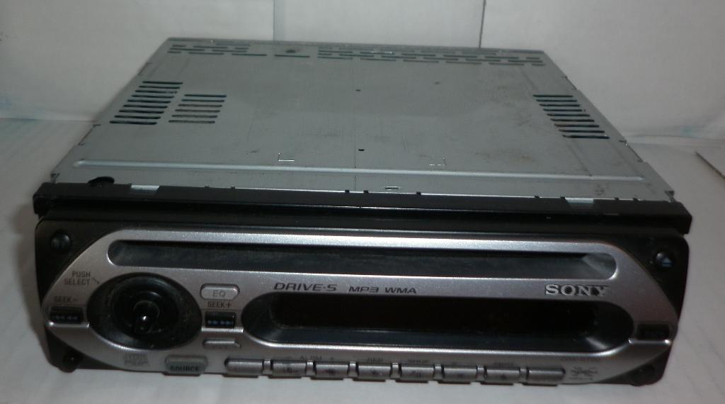 SONY  CDX-GT20 autoradio / CD speler vermogen 4x 45 watt, Ophalen of Verzenden, Gebruikt