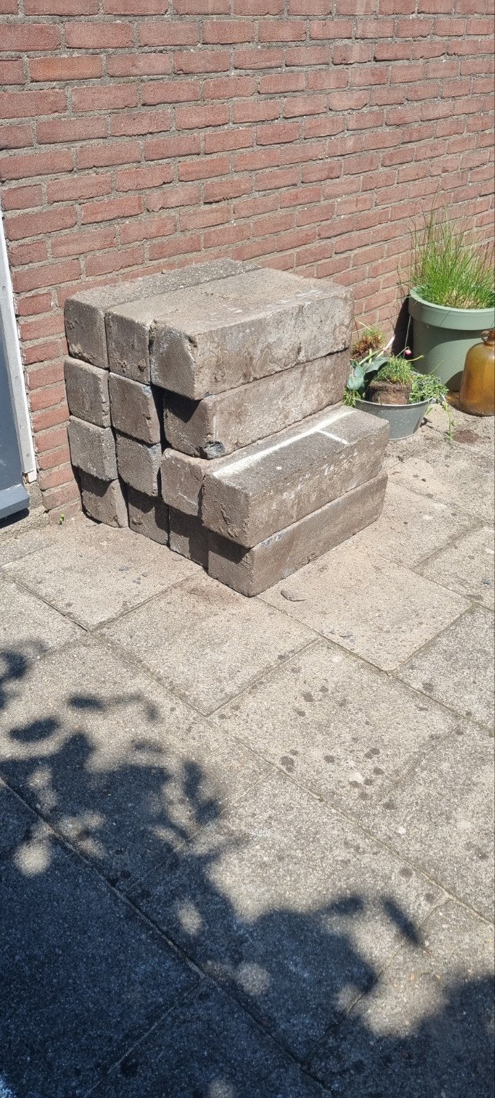 Gratis opsluitbanden beton grijs 25 stuks, Ophalen, Gebruikt, Overige typen, Minder dan 5 m²