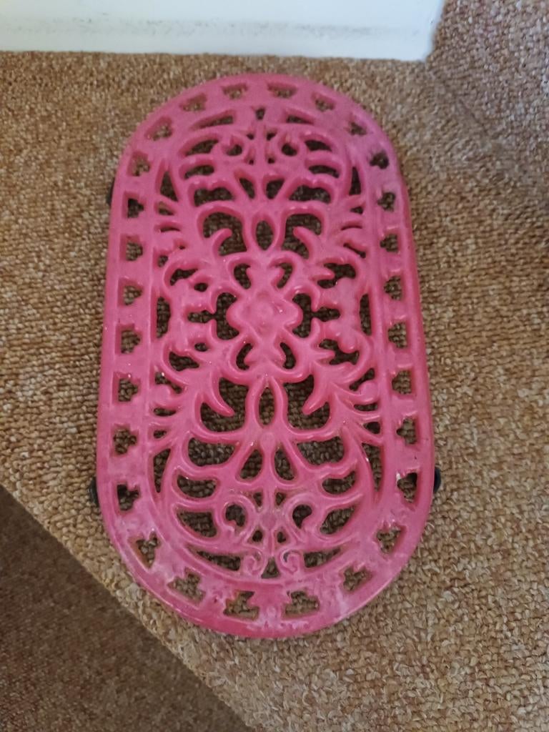 Onderzetter gietijzer ovaal, Huis en Inrichting, Woonaccessoires | Onderzetters, Ophalen of Verzenden, Pot of Pan