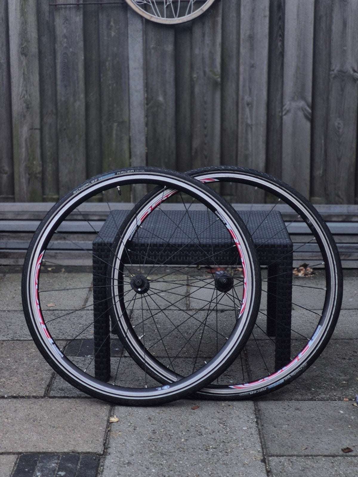 Shimano WH-R500 wielset + Schwalbe Banden |zo goed als nieuw, Ophalen of Verzenden, Zo goed als nieuw
