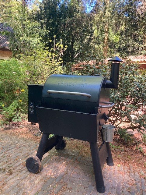 Traeger Pro Pellet barbeque inclusief 3 zakken pellets, Ophalen, Gebruikt, Traeger