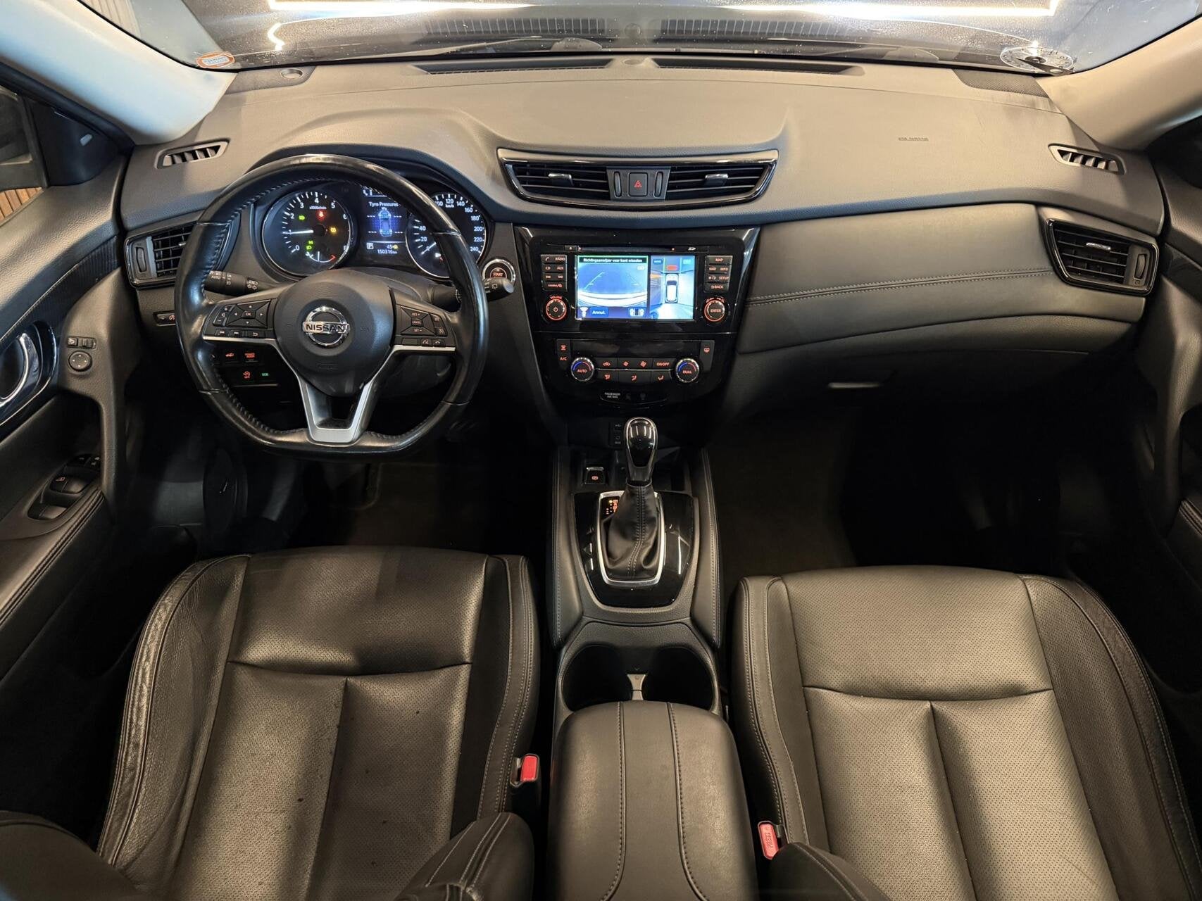 Foto 8 van Nissan X-Trail 1.3 DIG-T N-Tec PANO,TREKH,19''BOSEElecStoel