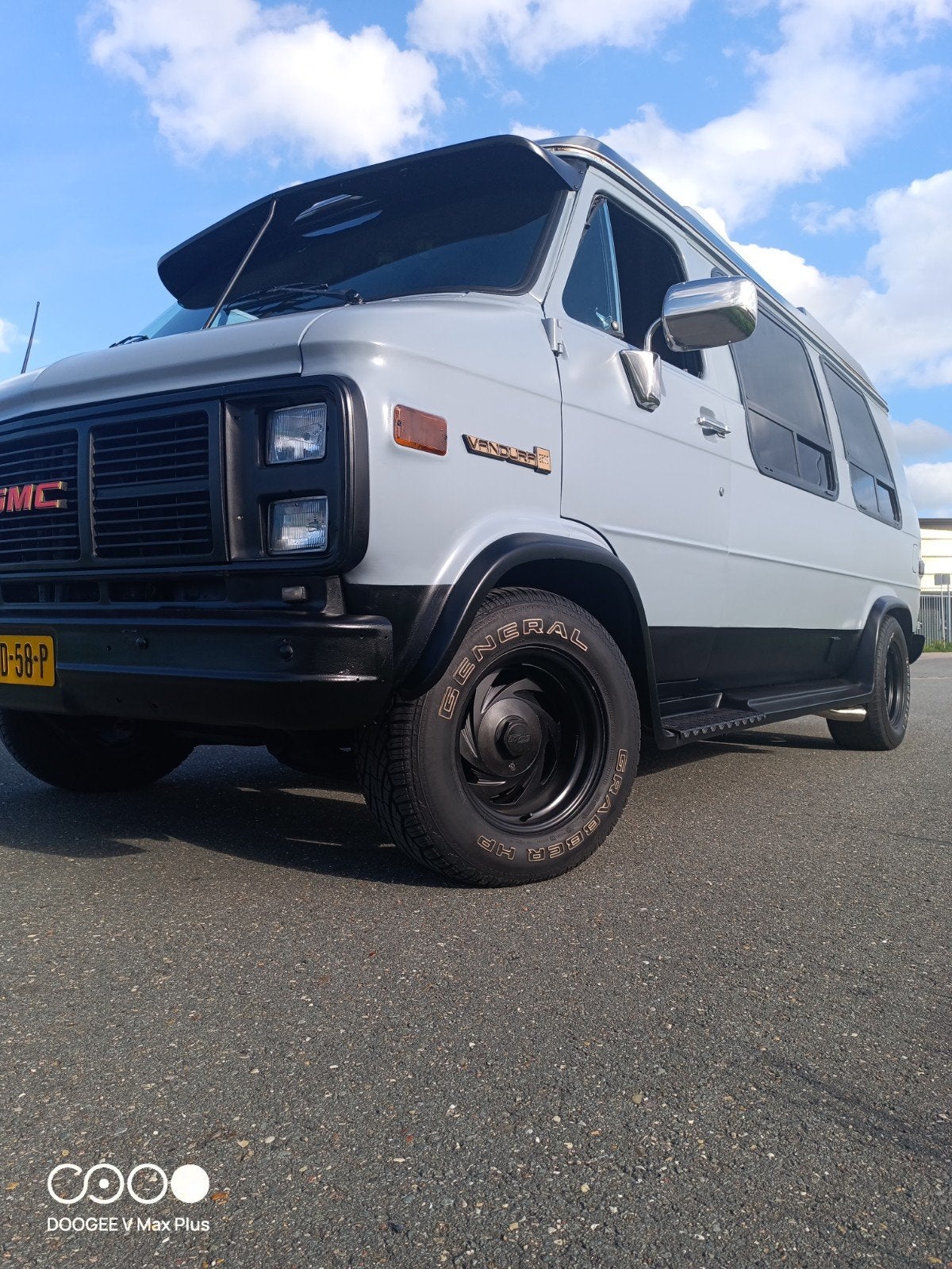 GMC  G20 chervolet van  nieuwe apk.en veel meer, Automaat, 8 cilinders, Zwart, Overige kleuren