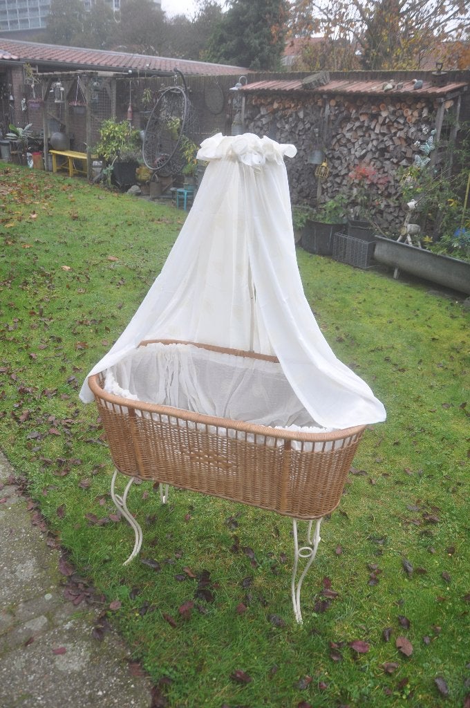 Vintage rotan wieg, Ophalen, Gebruikt, Wieg
