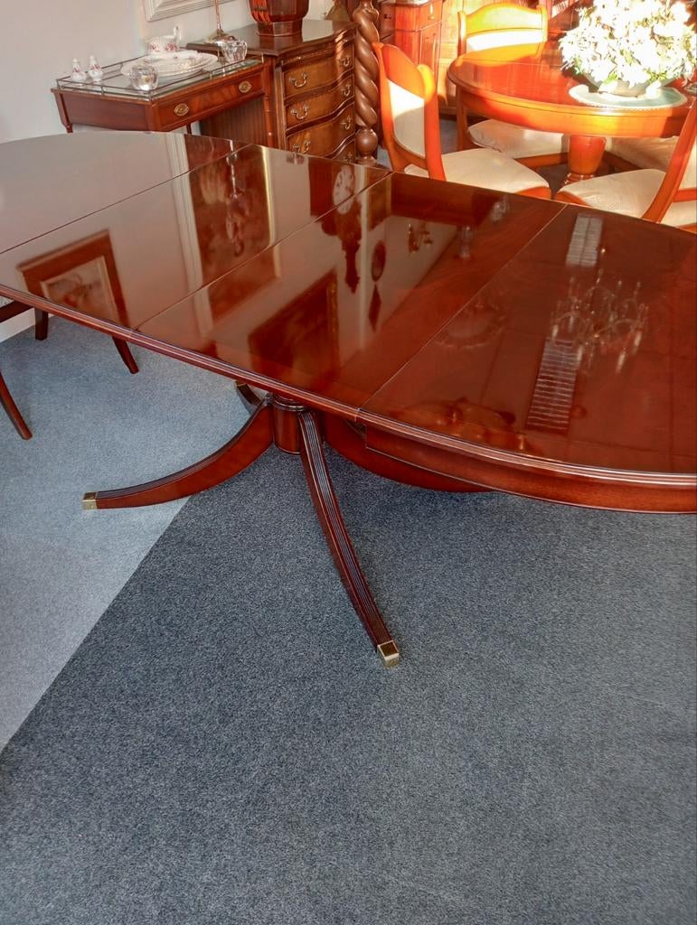 Heldense Exclusief Mahonie Tafel Nieuw Staat, 100 tot 150 cm, 200 cm of meer, Ophalen of Verzenden, Zo goed als nieuw