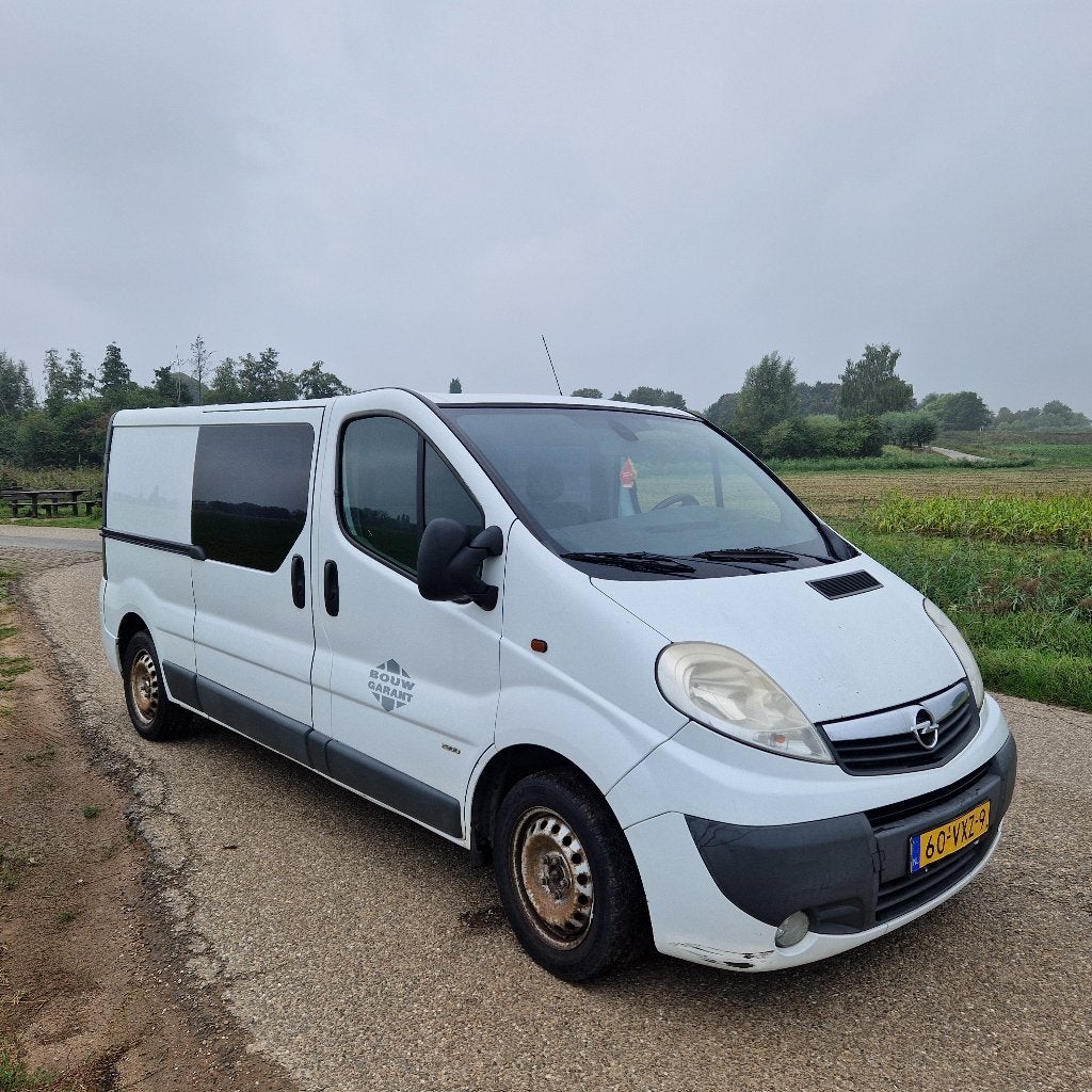 Opel Vivaro 2.0 Cdti 84KW E4 2.9T L2h1 DC 2009, Auto's, Bestelauto's, Voorwielaandrijving, 1995 cc, 4 cilinders, Wit