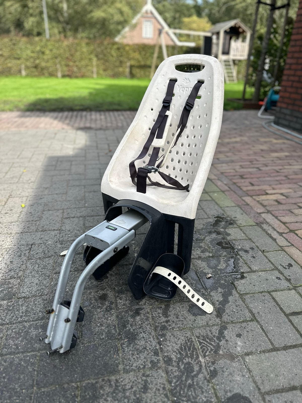 Yepp Fietsstoeltje Achterop - Veilig en Comfortabel, Achterzitje, Ophalen, 15 t/m 25 kg, Gebruikt