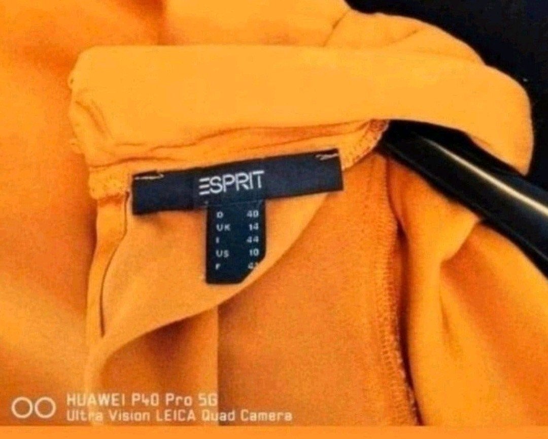 Esprit satijnlook blouse oranje/cognac maat 40, Kleding | Dames, Maat 38/40 (M), Oranje, Ophalen of Verzenden, Zo goed als nieuw
