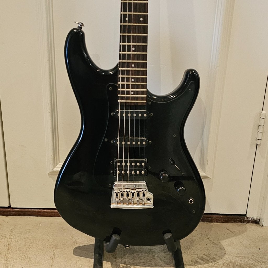 Ibanez Roadstar RG140 Gitaar Black, Ibanez, Gebruikt, Support@ibanez.com, 1-3, Kanda Surugadai 2-chome
Chiyoda, Tokyo 101-8310
Japan