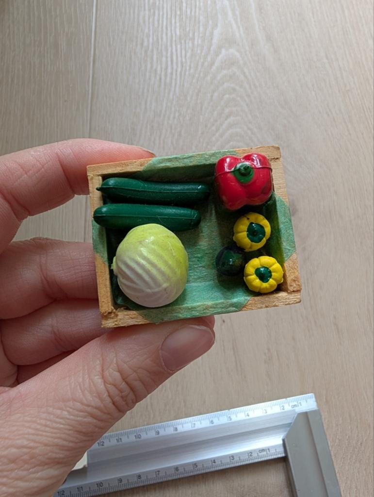 Miniatuur magneet groenten in kistje, Ophalen of Verzenden