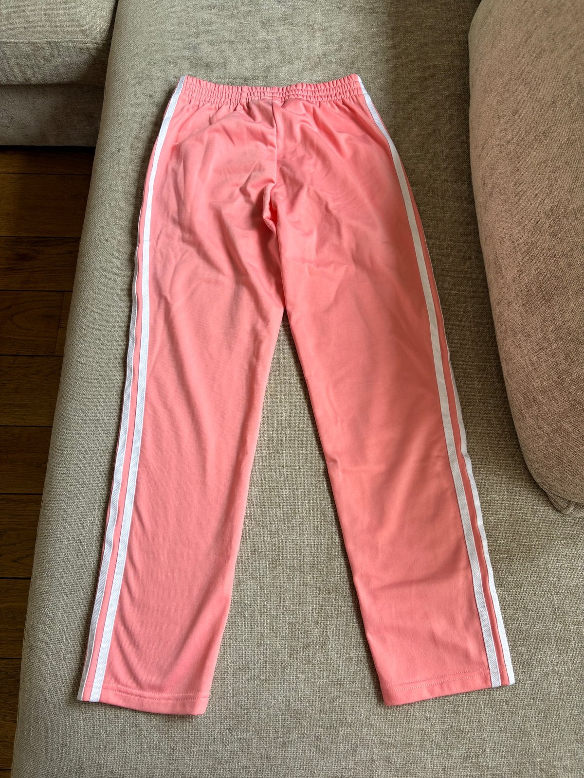 Adidas trainingsbroek roze - Maat 158 (12-13 jaar), Ophalen of Verzenden, Nieuw, Meisje, Sport- of Zwemkleding