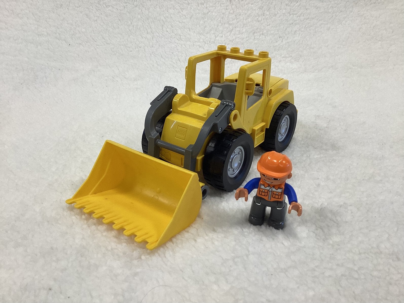 Duplo grote shovel, Ophalen of Verzenden, LEGO System A/S, Product.compliance@LEGO.com, Aastvej 1, 7190 Billund, Denemarken
