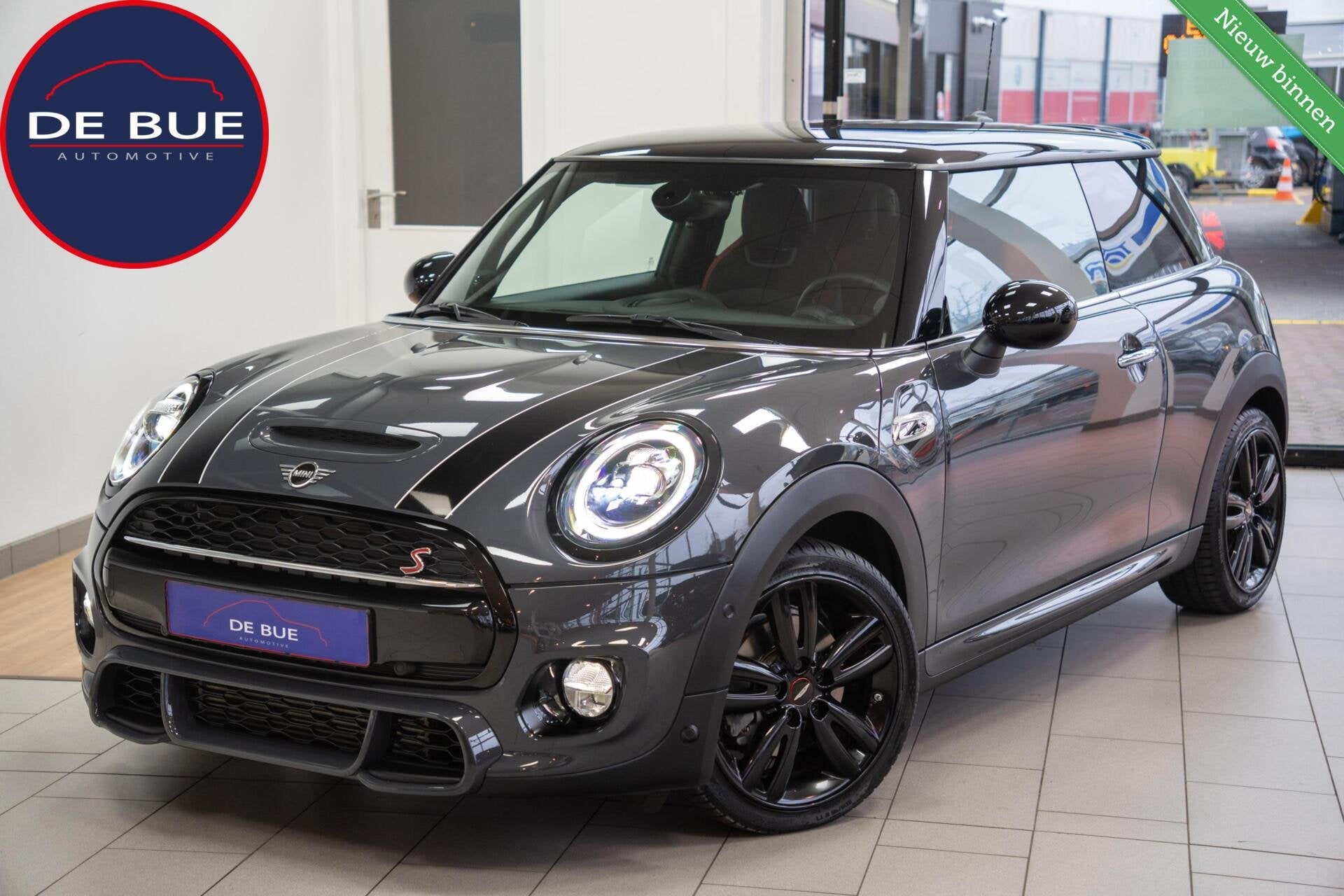Mini 2.0 Cooper S Aut|2 Eig|Org NL NAP|JCW John Cooper Works, Automatische klimaatregeling, Gebruikt, 4 stoelen, Leder en Stof