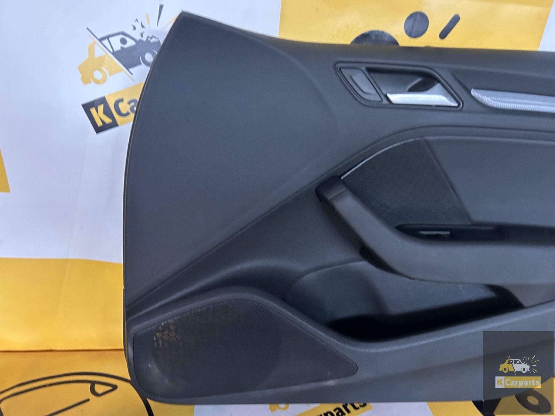 Deurpaneel rechtsvoor Audi A3 8V Sportback 8V4867106, Gebruikt, AUDI AG, Auto-Union-Strasse 1
85045  Ingolstadt, DE, Kundenbetreuung@audi.de