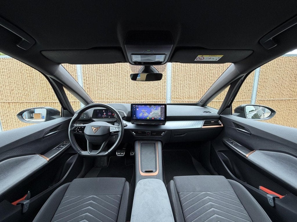 CUPRA Born Adrenaline One 62 kWh Stuur en- stoelverwarming |, Auto's, Cupra, Automaat, Gebruikt, Automatische klimaatregeling