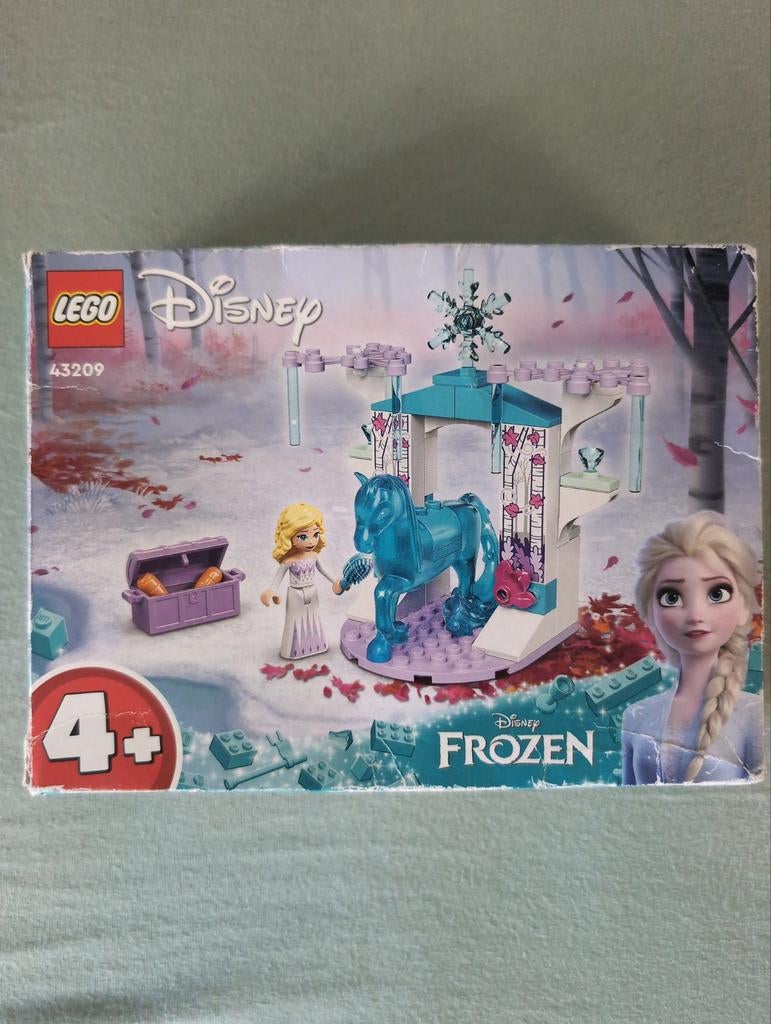 LEGO Disney Frozen 43209 Elsa en de Nokk's IJsstal, Ophalen of Verzenden, Zo goed als nieuw, Overige merken