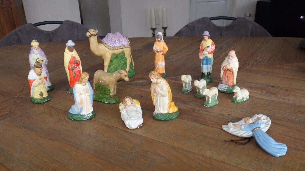 sierlijke oude kerststal, Diversen, Kerst, Ophalen of Verzenden, Gebruikt
