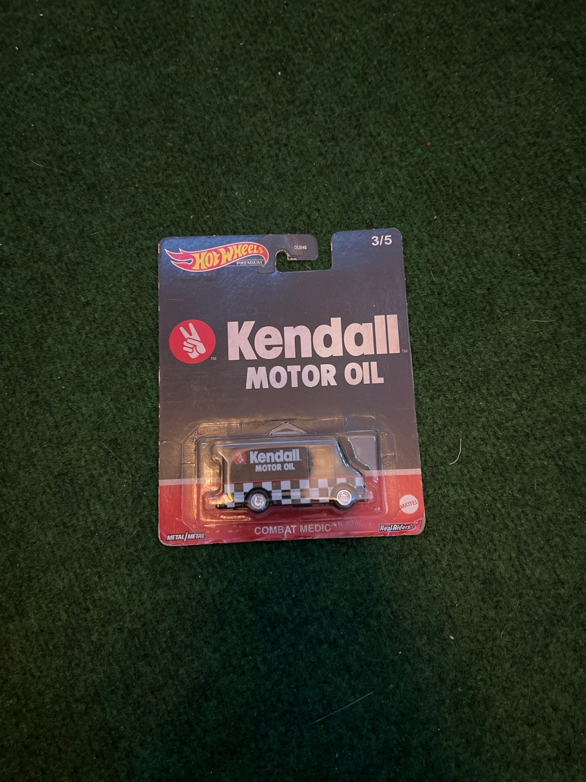 Hot Wheels Premium Kendall Motor Oil Combat Medic, Ophalen of Verzenden, Zo goed als nieuw, Bus of Vrachtwagen