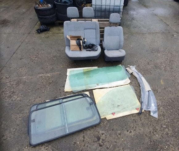 Interieur en comlpeet ramenset Toyota HIAce D4D, Ophalen, Gebruikt, Toyota
