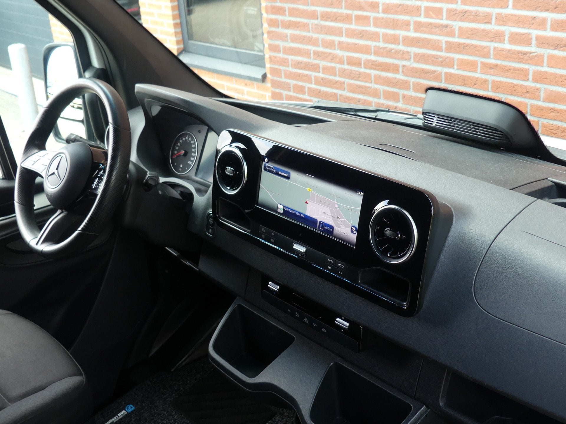 Mercedes-Benz Sprinter 317 CDI L3H2 Camera/PDC/Navigatie/Tre, Auto's, Automaat, Dealer onderhouden, Achterwielaandrijving, Gebruikt