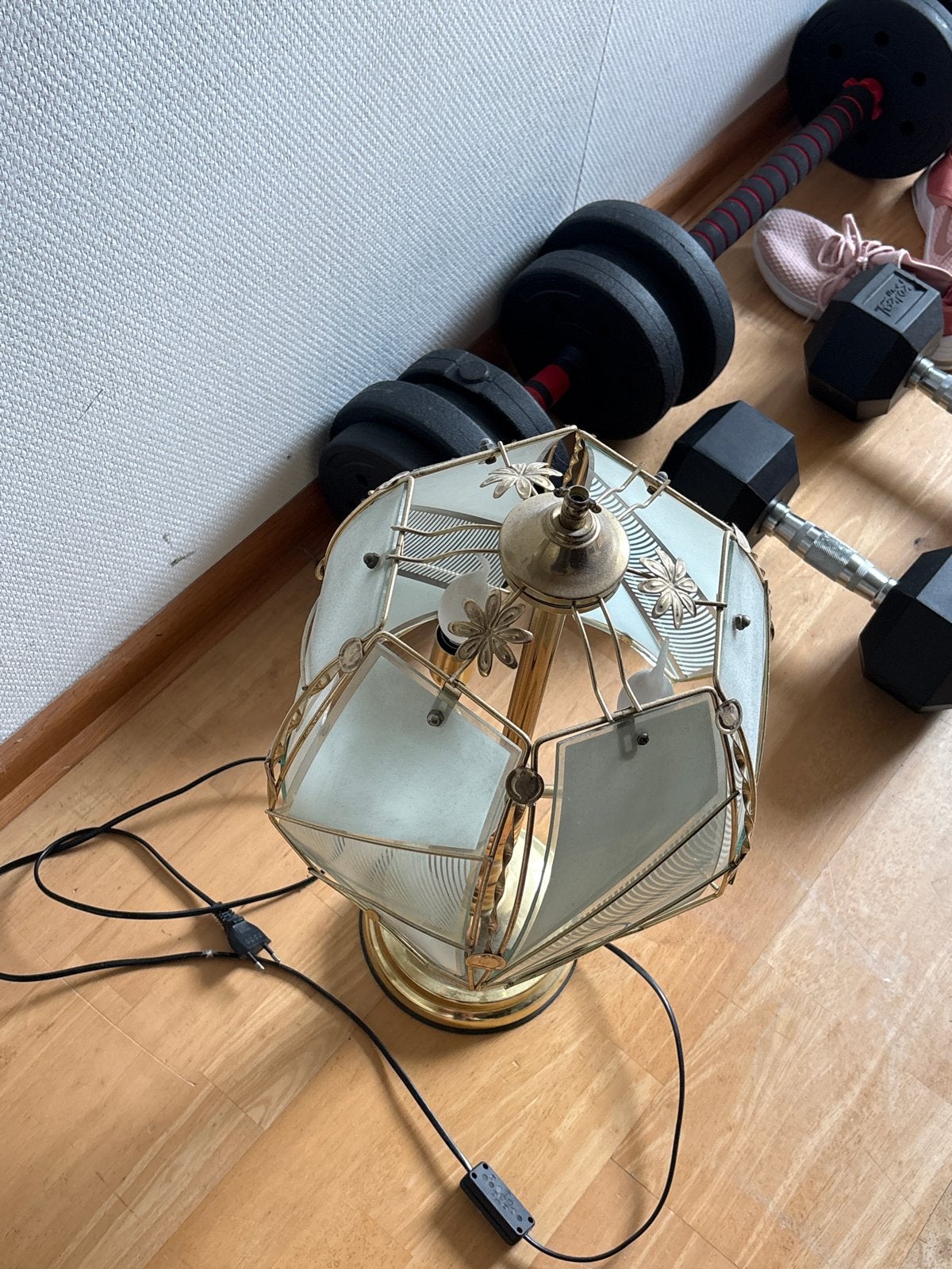 Vintage tafellamp met glazen kap - Eenvoudig te repareren, Huis en Inrichting, Lampen | Tafellampen, Ophalen, Gebruikt, Glas, Vintage