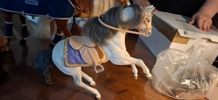Grand champion paard stijgerend, Verzamelen, Dierenverzamelingen, Ophalen of Verzenden, Zo goed als nieuw, Paard, Beeldje of Figuurtje
