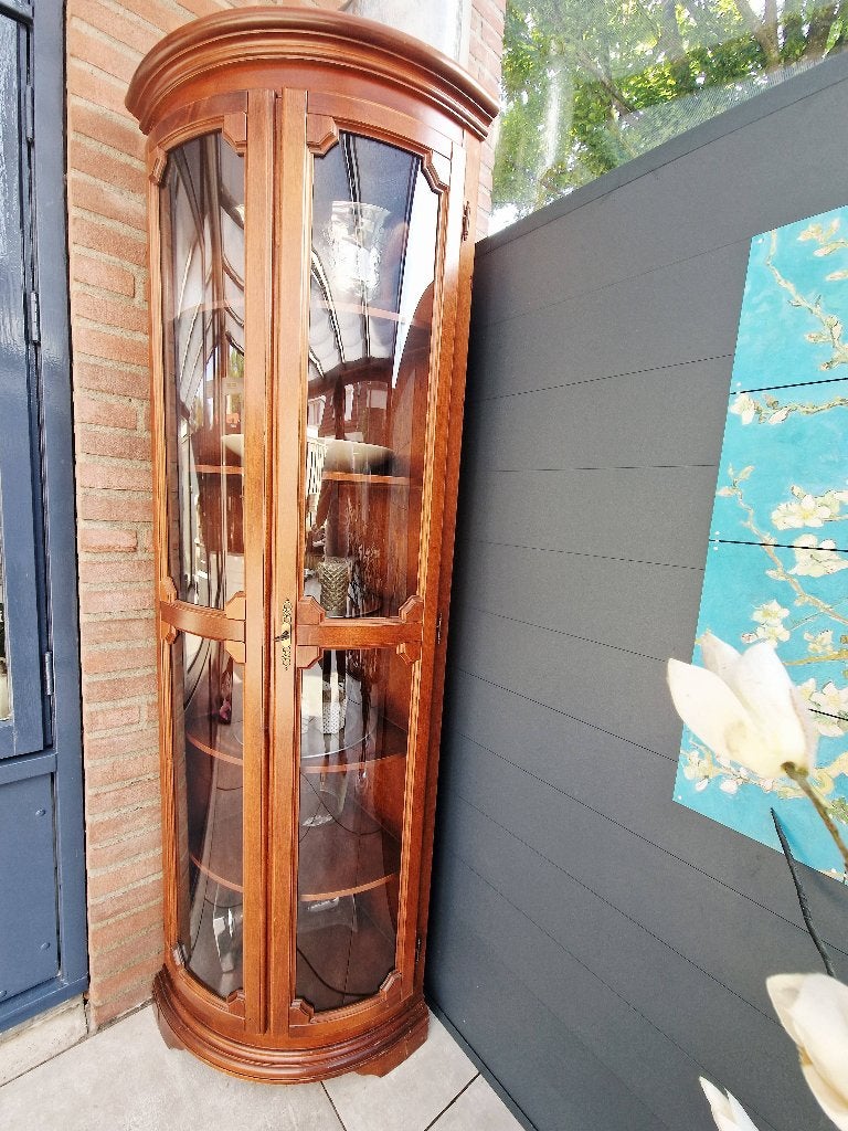 Antieke Kast, Ophalen